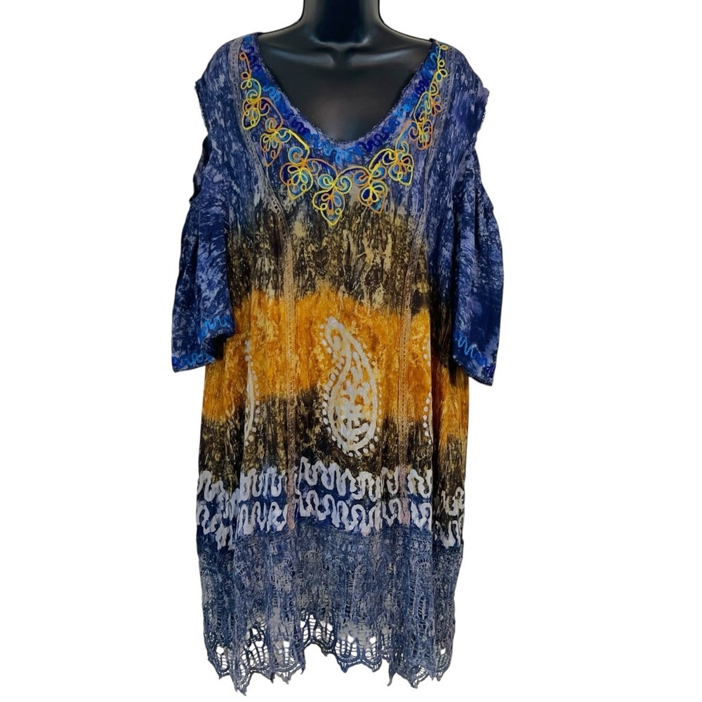 Shoreline Wear Boho Hippie V Neck Floral Embroidered Cold Shoulder Tunic Top